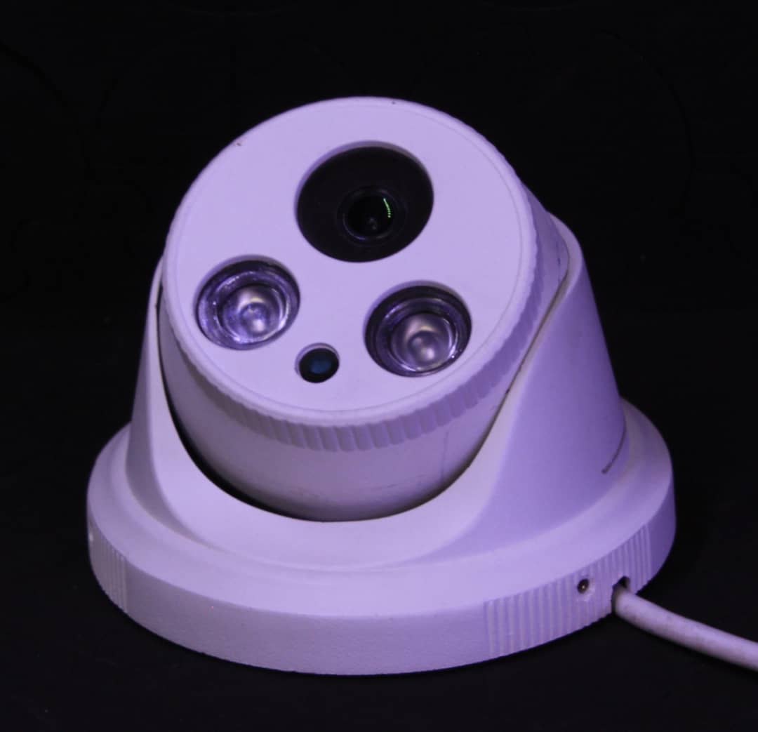 دوربین شبکه 5 مگاپیکسل دام 4K Full Color با فناوری Warm Light و کیفیت تصویر 5MP